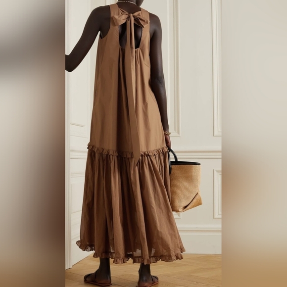 Elegant Tan Sleeveless Dress - Picture 3 of 5